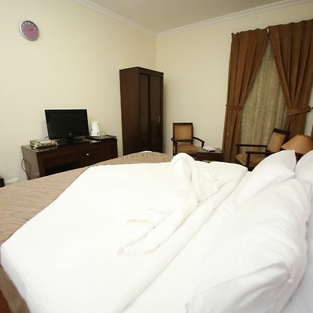 المدينة المنورة Wefada Al Zahra Hotel المظهر الخارجي الصورة